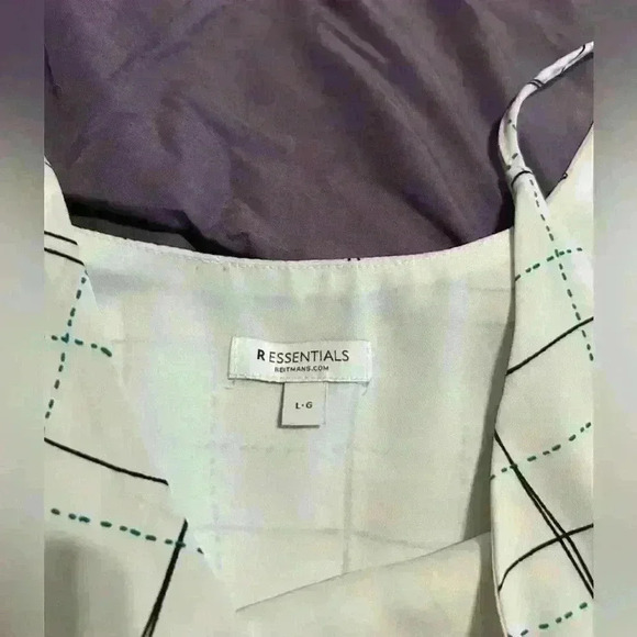 Reitmans essentials tank loose fit size large white - Picture 2 of 6